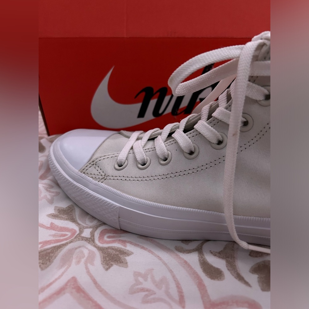 High top Converse Chuck 2 White Canvas w/ Lunarlon Sz 9 - Picture 14 of 16